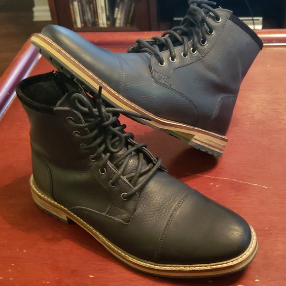 Boots - Picture 2 of 3